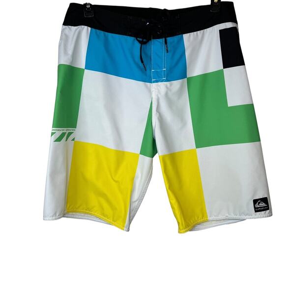 QUIKSILVER 11"  Boardshorts in White, Yellow, Blue, Men's 36" Waist - Picture 1 of 12